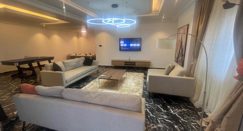 Apartment (Three Bedroom)