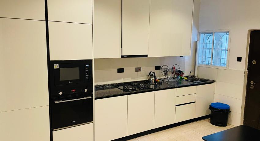 Apartment (Three Bedroom)